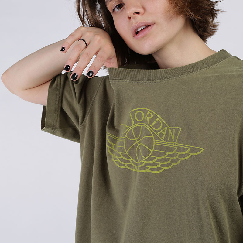 женская зеленая футболка Jordan Oversize Tee CV7429-222 - цена, описание, фото 2
